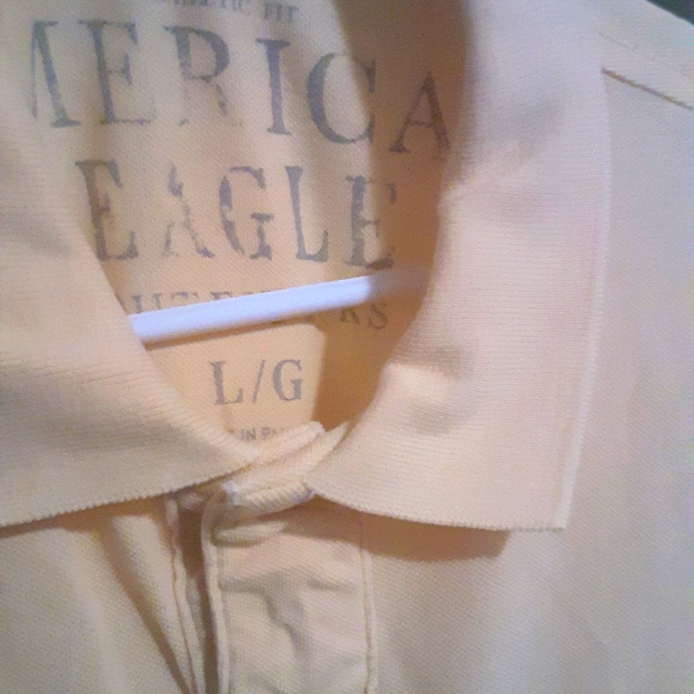 American Eagle  Men size Large shirt